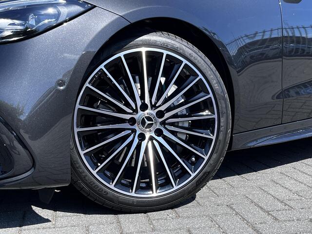 Mercedes-Benz C-KLASSE Estate 180 Star Edition AMG | Night Pakket | Panoramadak | Winter Pakket | Trekhaak | DISTRONIC Afstandsassistent | Dodehoekassistent | Apple CarPlay | Android Auto | Elektrisch Verstelbare Stoelen + Memory | Stuurverwarming