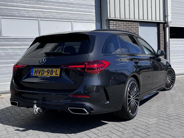Mercedes-Benz C-KLASSE Estate 180 Star Edition AMG | Night Pakket | Panoramadak | Winter Pakket | Trekhaak | DISTRONIC Afstandsassistent | Dodehoekassistent | Apple CarPlay | Android Auto | Elektrisch Verstelbare Stoelen + Memory | Stuurverwarming