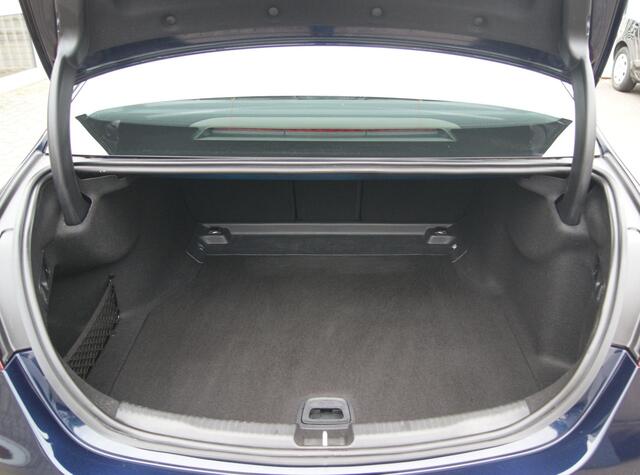 Mercedes-Benz C-KLASSE 200 Luxury Line Automaat,Camera,Clima,Navi,Cruise,Burmester soundsyteem,RIJKLAARPRIJS!!