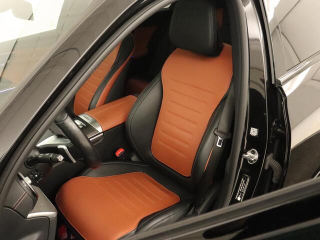 Mercedes-Benz C-KLASSE 300e AMG Line | Panoramadak | Trekhaak | 360 Camera | Leder | Stoelverwarming | Adaptive cruise | Memory | Sfeerverlichting | PHEV | Plug In