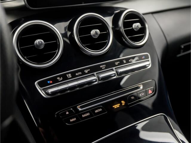 Mercedes-Benz C-KLASSE Estate 350 e AMG Sport 279Pk Automaat (NAVIGATIE, LUCHTVERING, LEDER, STOELVERWARMING, ELEK SPORTSTOELEN, GETINT GLAS, CAMERA, SFEERVERLICHTING)