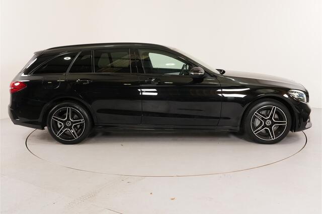 Mercedes-Benz C-KLASSE Estate 300 e AMG Line PHEV 320 pk Night Edition | Camera | Stl. verw. | Memory |
