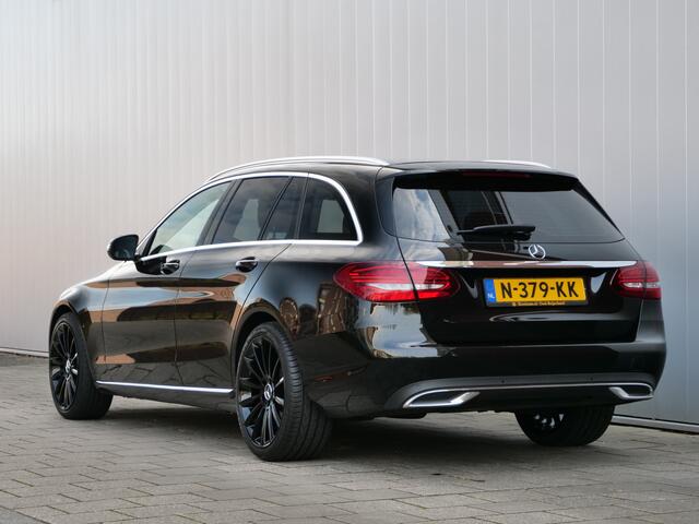 Mercedes-Benz C-KLASSE Estate 180 Business Solution 157 Pk Automaat Navigatie / Camera / DAB / Sfeerverlichting