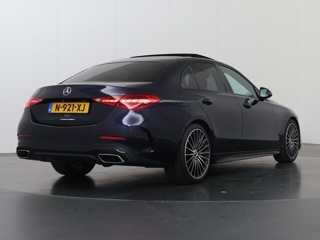 Mercedes-Benz C-KLASSE 180 AMG Line | Night | Panoramadak | Sfeerverlichting | Stoelverwarming | 19" lichtmetalen velgen |