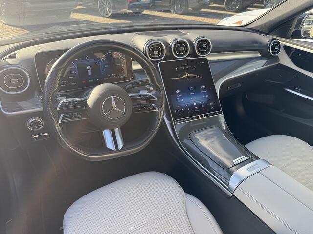 Mercedes-Benz C-KLASSE Estate 300 e AMG Line / Panoramadak / Camera / Ivoor Leder / LED / 18'' / CarPlay / DAB / Stoelverwarming / Cruise Control