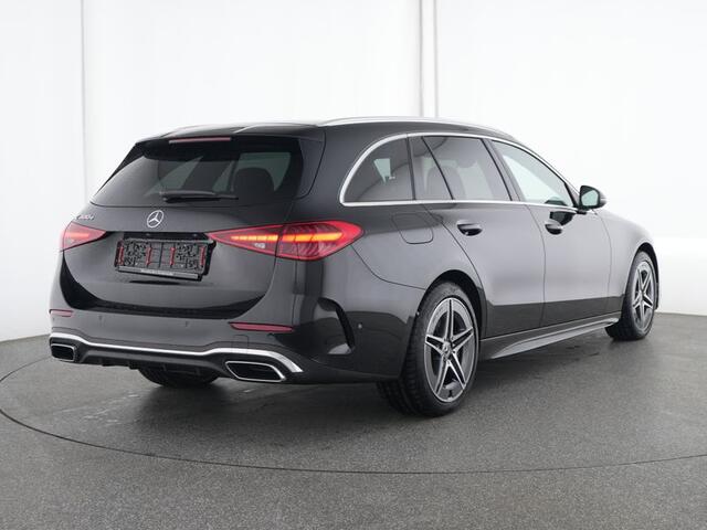 Mercedes-Benz C-KLASSE Estate 300 e AMG Plug-In Hybride AMG Line | Trekhaak | Panorama Schuif-Kanteldak | Digital Licht | Rijassistentiepakket Plus incl. PRE-SAFE Inclusief 24 maanden MB Certified garantie voor Europa.