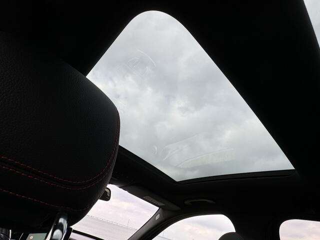 Mercedes-Benz C-KLASSE AMG 43 Pano Cam Adaptive.Cruise