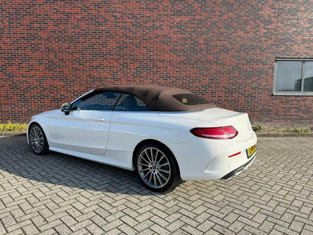 Mercedes-Benz C-KLASSE Cabrio 180 Premium Plus AMG Airscarf Burmester 360 Camera Led High-performance