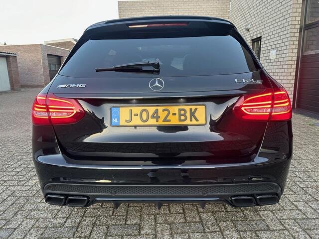 Mercedes-Benz C-KLASSE AMG 63S Edition1 *CERAMIC*PANO*BURMESTER*HEAD-UP*CARBON*FULL OPTION!!!!