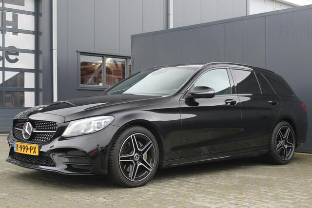 Mercedes-Benz C-KLASSE Estate 200 Business Solution AMG 184pk | Incl. 12 maanden garantie 1e Eigenaar | 360 Camera | Stoelverwarming | Apple Carplay | Sportstoelen Leer | LED verlichting | Zwarte hemel | Elektr. kofferbak | Navigatie | Cruise control | Virtual cockpit | Bomvoll