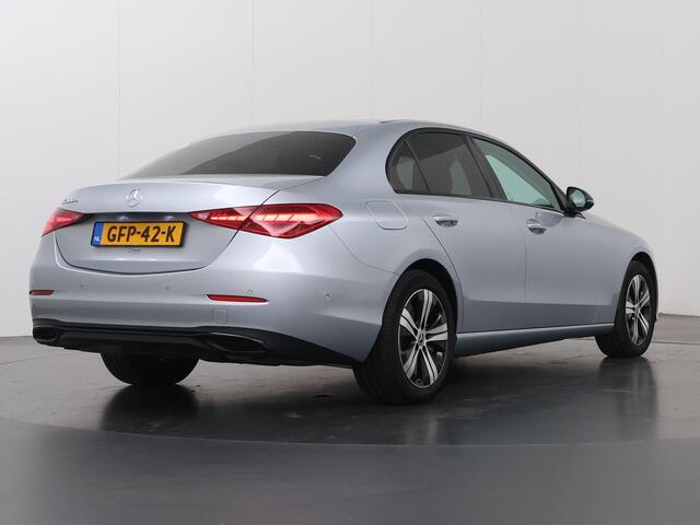 Mercedes-Benz C-KLASSE 300 e Luxury Line | Night | Stoelverwarming | Achteruitrijcamera | Trekhaak |