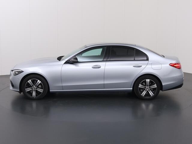 Mercedes-Benz C-KLASSE 300 e Luxury Line | Night | Stoelverwarming | Achteruitrijcamera | Trekhaak |