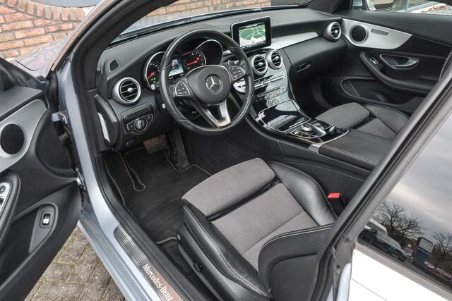 Mercedes-Benz C-KLASSE Coupé 180 Lease Edition Panoramadak, Achteruitrijcamera