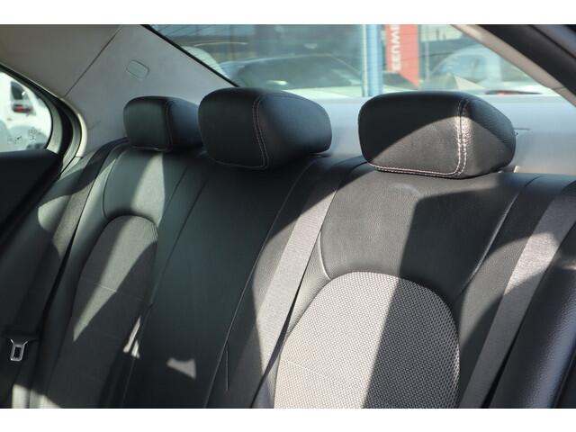 Mercedes-Benz C-KLASSE 180 Ambition | Cruise | Elektrische voorstoelen | Parkeerassistent |