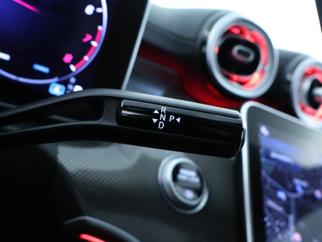 Mercedes-Benz C-KLASSE Estate 180 Star Edition AMG Line | Panoramadak | Dodehoekdetectie | Apple CarPlay | Inclusief 24 maanden MB Certified garantie voor Europa.