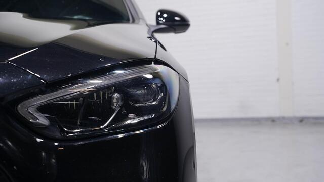 Mercedes-Benz C-KLASSE 180 AMG Line AMG-pakket ECC ACC DAB PDC v+a 1e eigenaar NAP apple-carplay digitale-cockpit camera verkeersborden herkenning 19"LMV stoelverwarming Full-map navi