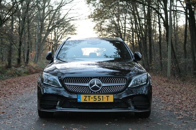 Mercedes-Benz C-KLASSE Estate 160 Business Solution AMG | Ambient | Carplay | AMG Pak.