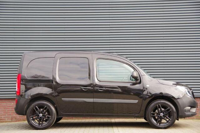 Mercedes-Benz CITAN 112 AUT. BENZINE, AIRCO, PARKEERSENSOREN, STOELVERWARMING