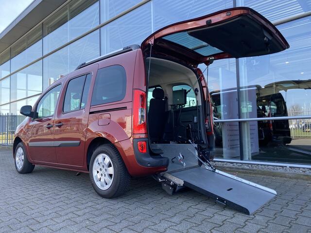Mercedes-Benz CITAN 3+1 Rolstoelauto 112 Ambiente Automaat (Prachtige ruime 3+1 Rolstoelauto met Automaat!)