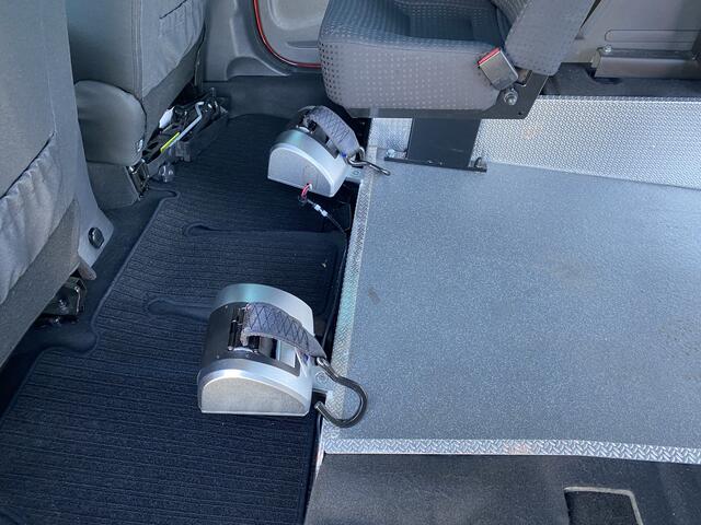 Mercedes-Benz CITAN 3+1 Rolstoelauto 112 Ambiente Automaat (Prachtige ruime 3+1 Rolstoelauto met Automaat!)