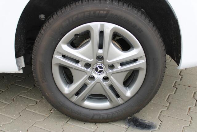 Mercedes-Benz CITAN 108 CDI L1 Base | Incl. 12 maanden garantie | Cruise control | Airco | Schuifdeur rechts | LED dagrijverlichting | DAB+ radio | Betonplex vloer |