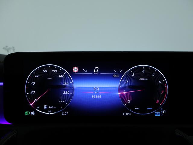 Mercedes-Benz CLA-KLASSE Shooting Brake 180 AMG Face Lift | AMG Styling | Achteruitrijcamera | Sfeerverlichting | KeylessGo | Inclusief 24 maanden MB Certified garantie voor Europa.