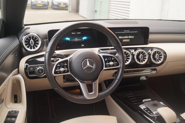 Mercedes-Benz CLA-KLASSE 180 Automaat Business Solution Pro Plus