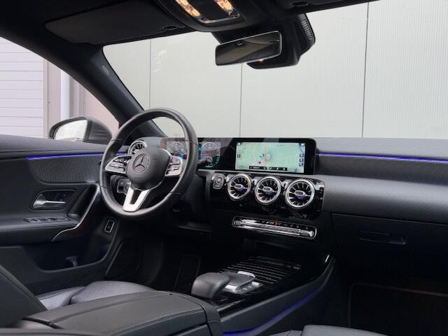Mercedes-Benz CLA-KLASSE 250 e - nap! - airco - cruise - Navi - Leder -