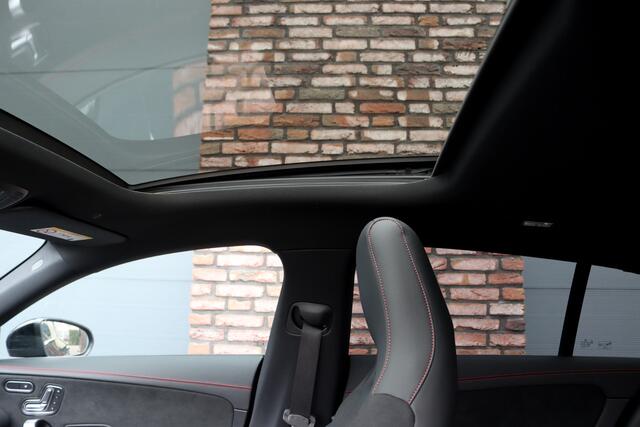 Mercedes-Benz CLA-KLASSE Shooting Brake 250 e AMG Line Aut8 | Facelift | Panoramadak | Distronic+ | Memory | Advanced Sound System | Keyless Go | Verwarmd Stuurwiel | Augmented Reality |