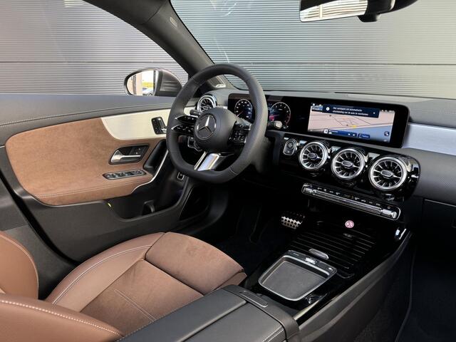 Mercedes-Benz CLA-KLASSE Shooting Brake 180 AMG | Bahia Bruin interieur | Panoramadak |