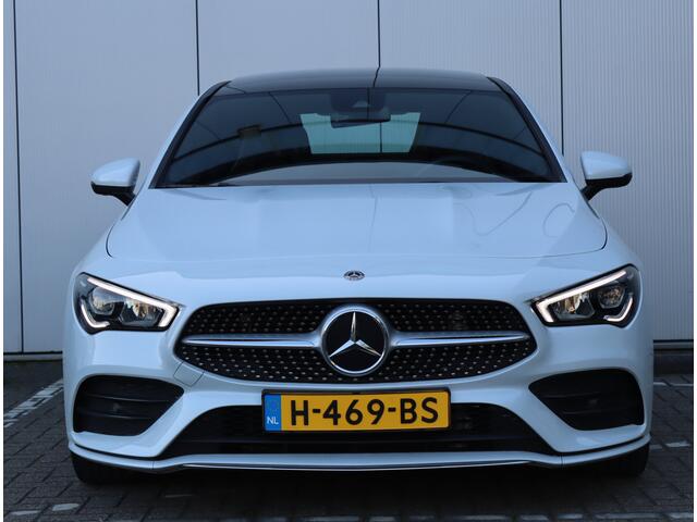 Mercedes-Benz CLA-KLASSE 200 Business Solution AMG | Panoramadak | Org. NL