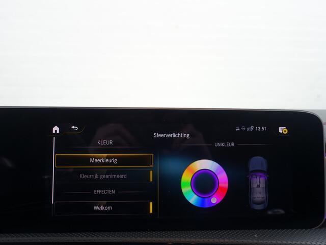 Mercedes-Benz CLA-KLASSE 180 AMG Night Edition Aut- Panoramadak, Sfeerverlichting, Camera, Xenon Led, Sport Leder