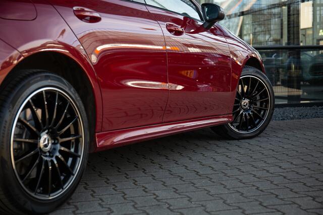 Mercedes-Benz CLA-KLASSE Shooting Brake 250 e AMG Line Panoramadak, Achteruitrijcamera, isofix, schakelflippers