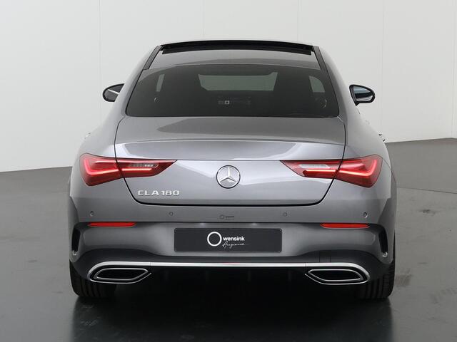 Mercedes-Benz CLA-KLASSE 180 Business Solution AMG | Premium Plus-pakket | Winter-pack | Techniek-pakket | Burmester | Elektrische trekhaak | Head-up display