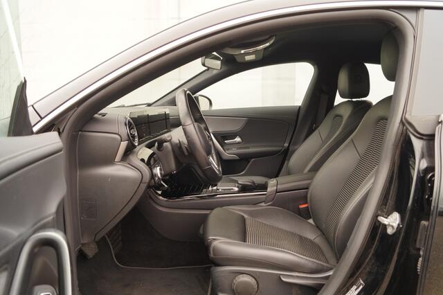 Mercedes-Benz CLA-KLASSE 250e Business Edition -NAVI-ECC-PDC-