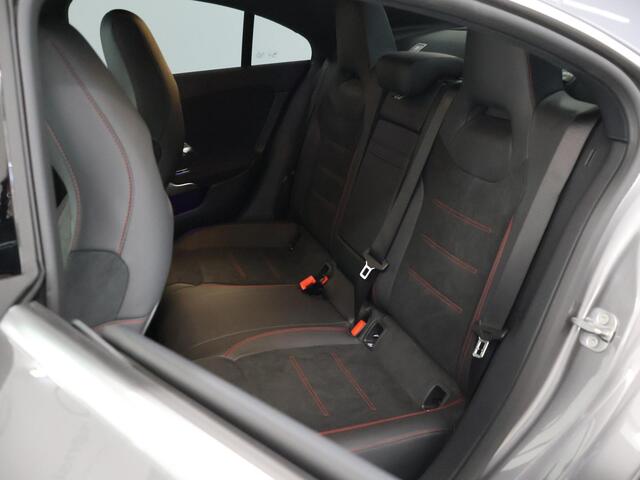 Mercedes-Benz CLA-KLASSE 180 Coupé Business Solution AMG 180 Business Solution AMG Mercedes-Benz CLA 180 Coupé Business Solution AMG