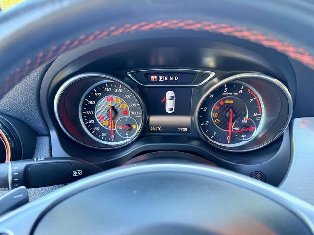 Mercedes-Benz CLA-KLASSE AMG 45 4MATIC 381PK