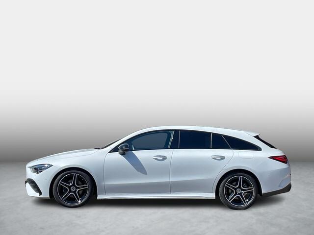 Mercedes-Benz CLA-KLASSE Shooting Brake 180 | Panoramadak | AMG Night | 360° Camera | Head-up display | Memorystoelen verwarmd | Sfeerverlichting