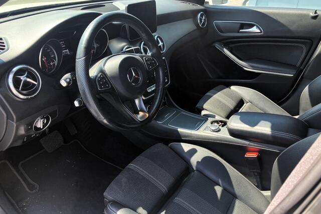 Mercedes-Benz CLA-KLASSE Shooting Brake 180 Business Solution AMG PANO LED