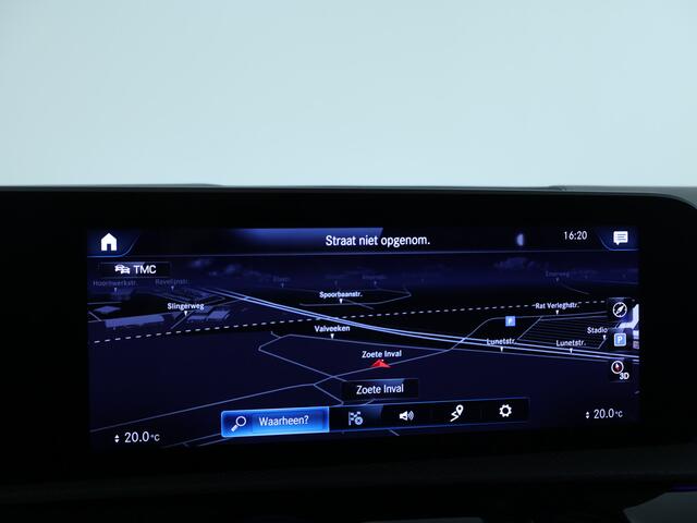 Mercedes-Benz CLA-KLASSE Shooting Brake 180 AMG AMG Line | 19 Inch AMG velegen | Achteruitrijcamera. Inclusief 24 maanden MB Certified garantie voor Europa.