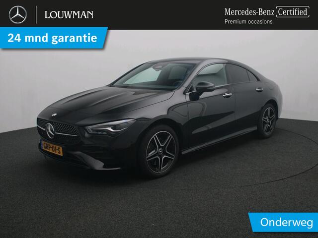 Mercedes-Benz CLA-KLASSE 250e AMG Nightpakket Keyless GO | Sfeerverlichting | Dode Hoek Ass | Stoelverwarming | Parkeerpakket met Camera | Car Play | Inclusief 24 maanden Mercedes-Benz Certified garantie voor Europa.