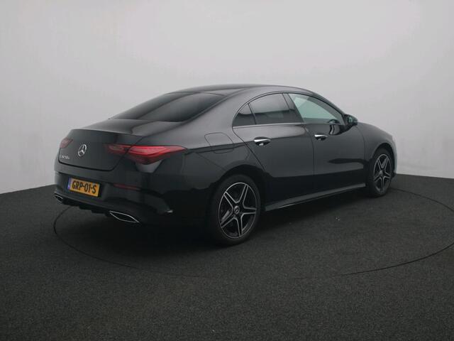 Mercedes-Benz CLA-KLASSE 250e AMG Nightpakket Keyless GO | Sfeerverlichting | Dode Hoek Ass | Stoelverwarming | Parkeerpakket met Camera | Car Play | Inclusief 24 maanden Mercedes-Benz Certified garantie voor Europa.