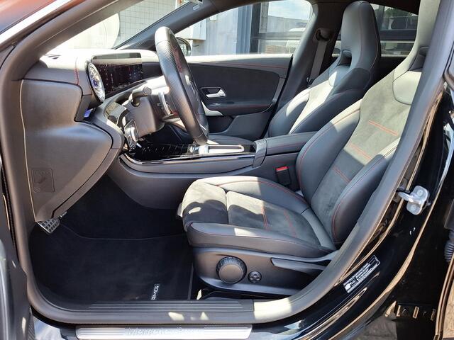 Mercedes-Benz CLA-KLASSE 250 e Star Edition AMG Line | Panoramadak | Multibeam LED | Achteruitrijcamera | Keyless-GO