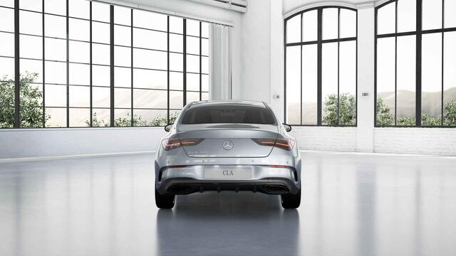 Mercedes-Benz CLA-KLASSE 180 Business Solution AMG | Panoramaschuifdak | AMG Line Plus | Head-up display | Nightpakket | 360° camera | Dodehoekassistent |