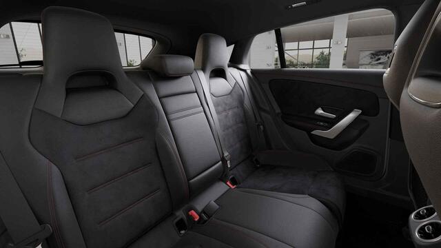 Mercedes-Benz CLA-KLASSE Shooting Brake 180 Star Edition AMG LIMITED Panorama dak