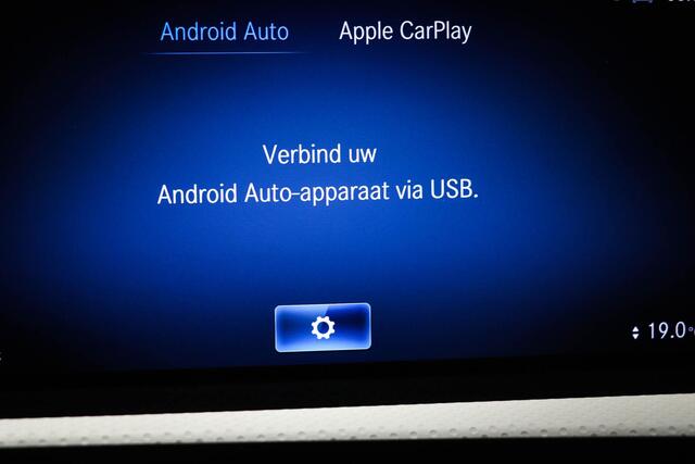 Mercedes-Benz CLA-KLASSE Shooting Brake 180 Luxury Line | PREMIUM PACK | MATRIX LED | DAB | APPLE | CAMERA