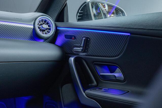 Mercedes-Benz CLA-KLASSE Shooting Brake 200 Luxury Line Panorama dak