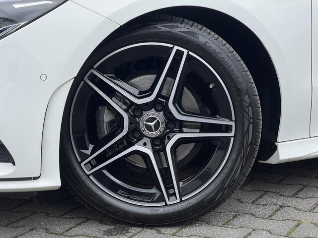 Mercedes-Benz CLA-KLASSE Shooting Brake 180 AMG | Night | Sfeerverlichting | Pano | Camera