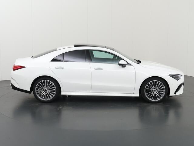 Mercedes-Benz CLA-KLASSE 180 Business Solution AMG | Panoramaschuifdak | 360° camera | Winter pakket | Techniekpakket