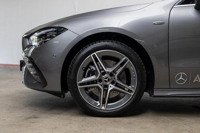 Mercedes-Benz CLA-KLASSE Shooting Brake 250 e Business Solution AMG Panorama dak | Trekhaak